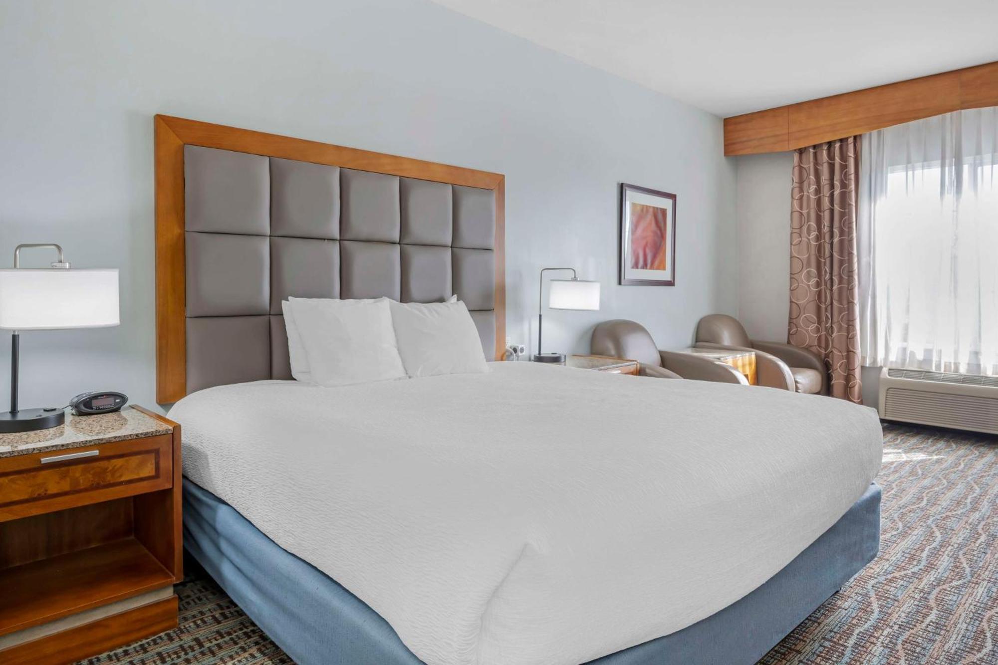 Best Western Plus Peppertree Inn At Omak Dış mekan fotoğraf
