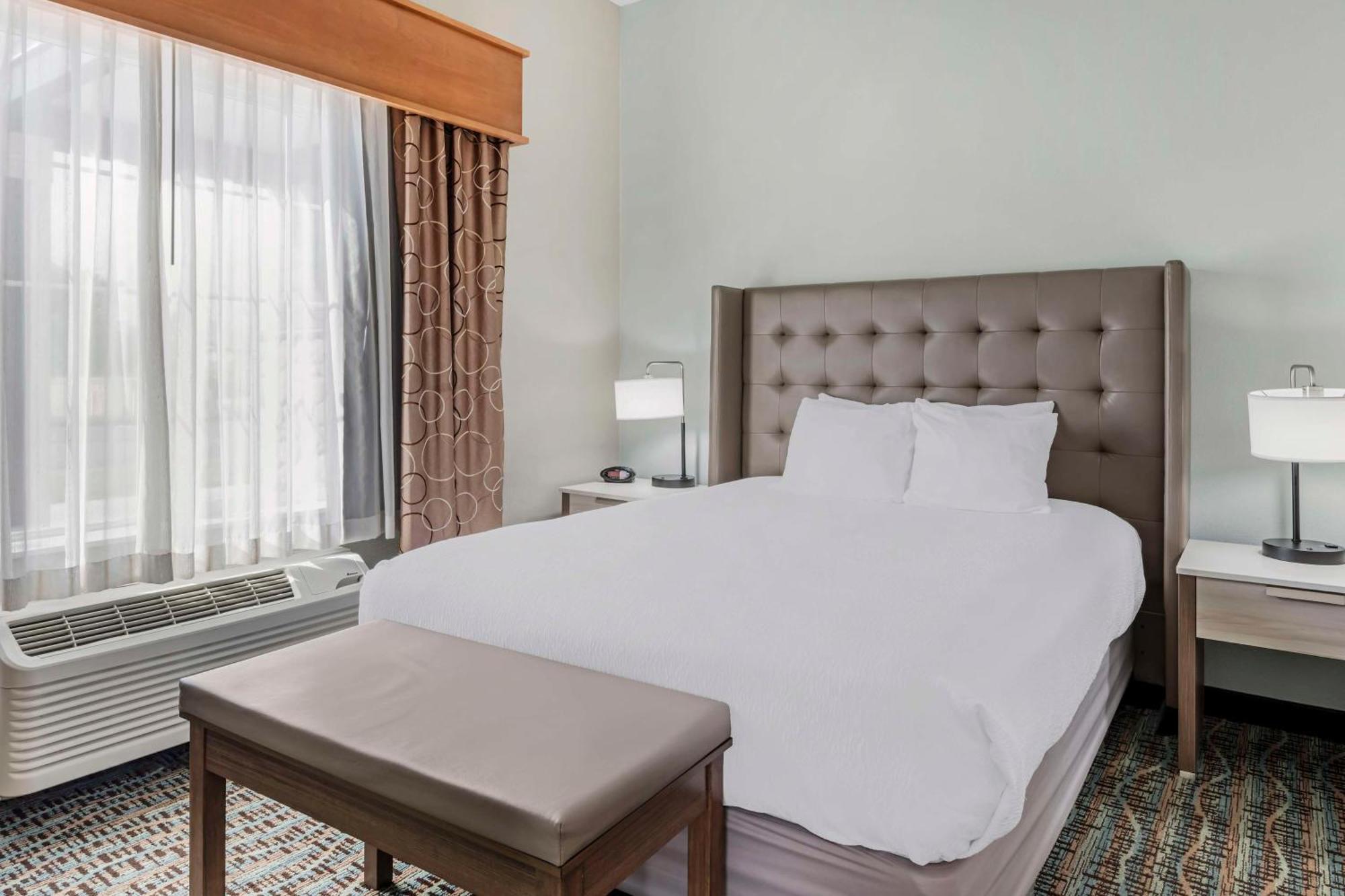 Best Western Plus Peppertree Inn At Omak Dış mekan fotoğraf