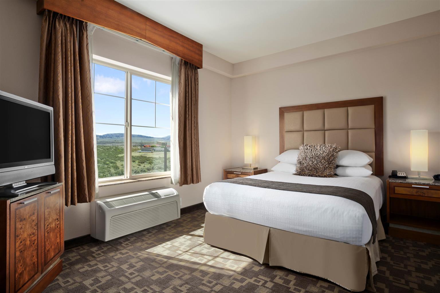 Best Western Plus Peppertree Inn At Omak Dış mekan fotoğraf